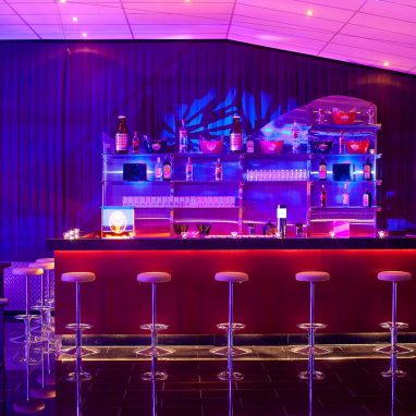 Die Bar im Saal 5