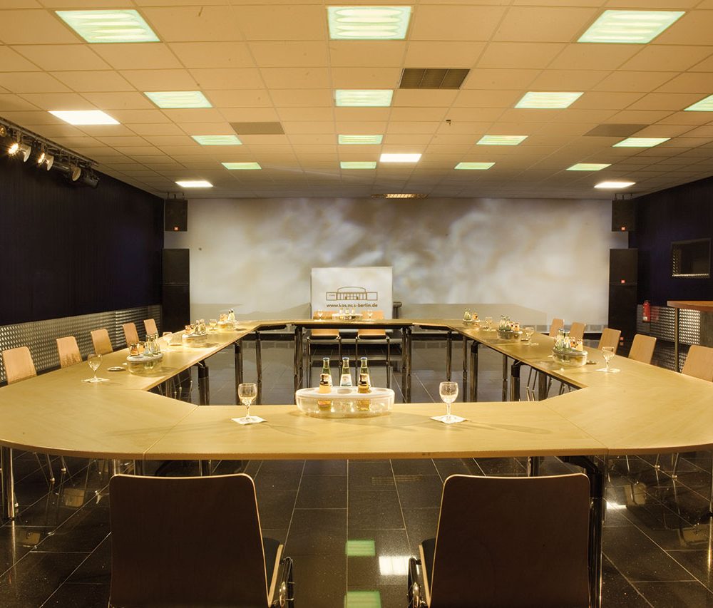 Der Saal 4 als Tagungsraum mit bis zu 200 Personen.