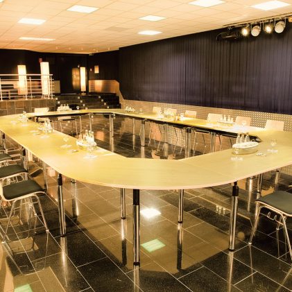 Der Saal 4 als Tagungsraum mit bis zu 200 Personen.