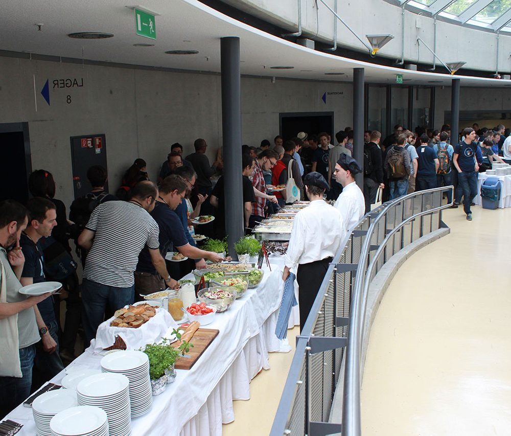 Der Umlauf als Cateringarea mit Buffet Der Umlauf als Cateringarea mit Buffet