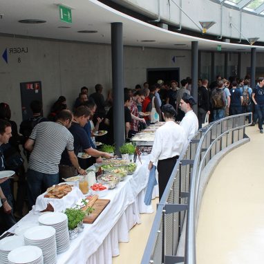 Der Umlauf als Cateringarea mit Buffet