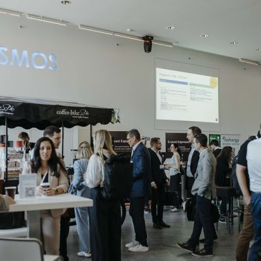 Das Foyer und Lounge. Ideal für Empfänge mit bis zu 500 PAX.