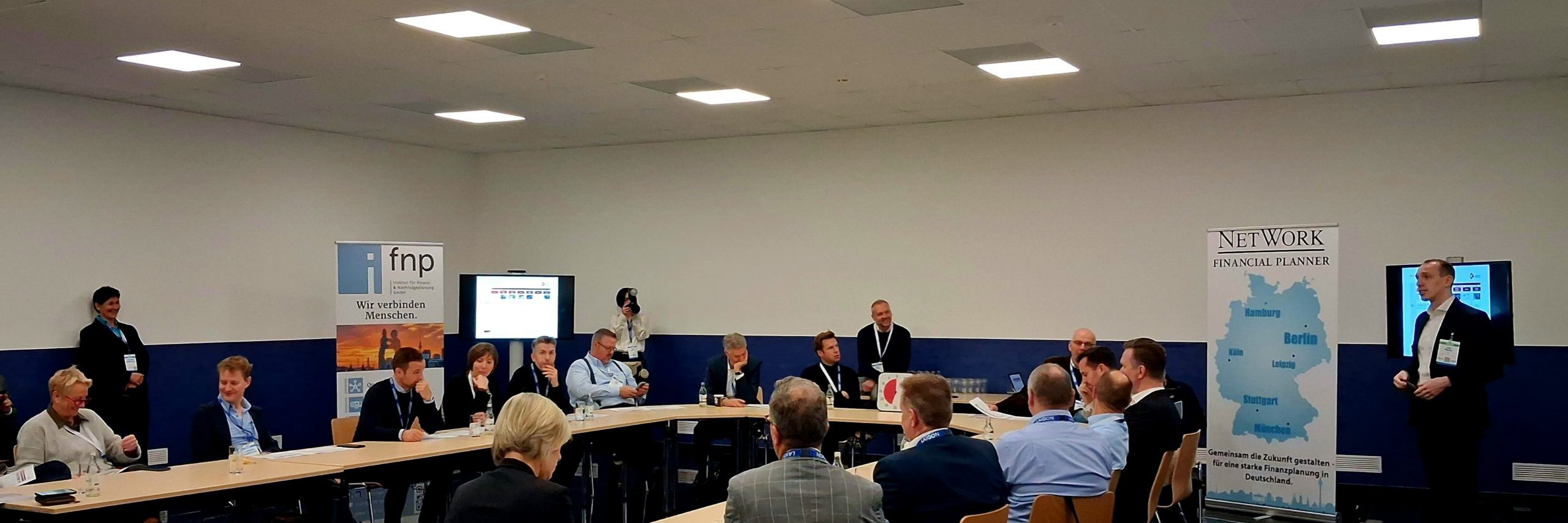 Saal 7 – Variabel nutzbarer Raum für Meetings, Workshops und Proben Saal 7 als Workshopraum genutzt.